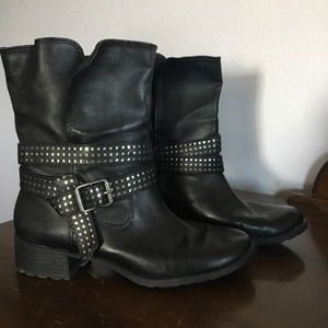 Vera Wang ankle boots